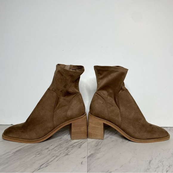 Dolce Vita Indiga Faux Suede Brown Heeled Bootie 9 - Picture 7 of 13